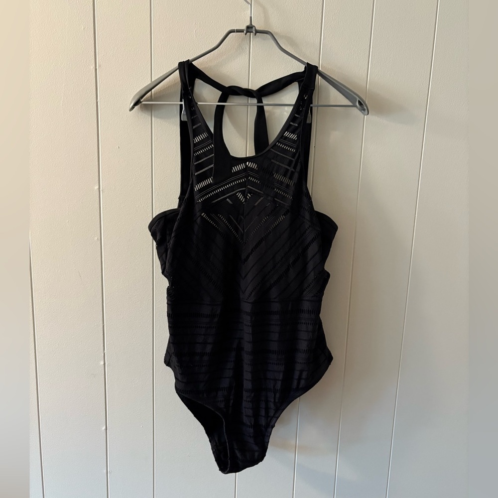 Black Women's XL One Piece swimsuit Halter Top Classic basic pool beach